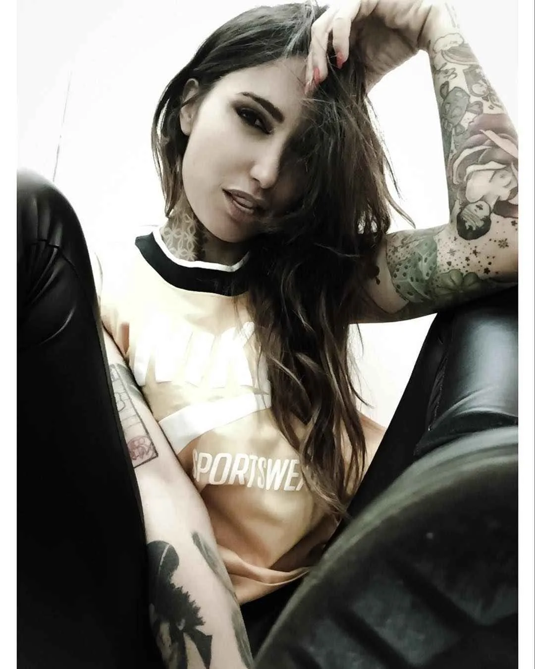 Modello tatuato Siria De Fazio, foto alternativa, ragazza tatuata | Milano, Italia