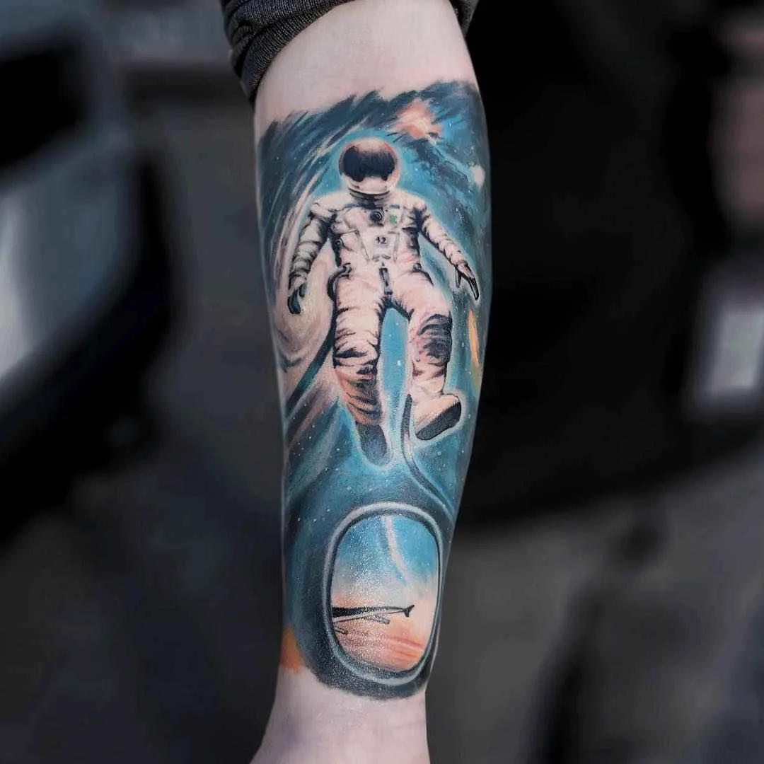 Tattoo artist Serkan Demirboga authors color and black tattoos, watercolor, sketch, minimalism | Turkey