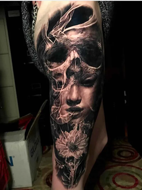 black and grey realism татуировка на thigh #17739 | Тату мастер Jak Connolly