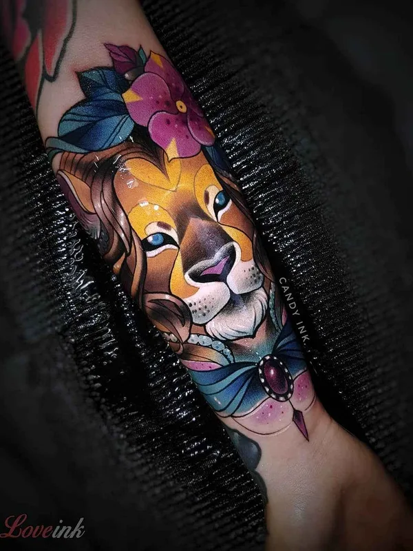 color neo traditional 纹身 在 forearm #17573 | 纹身师 Laura Konieczna