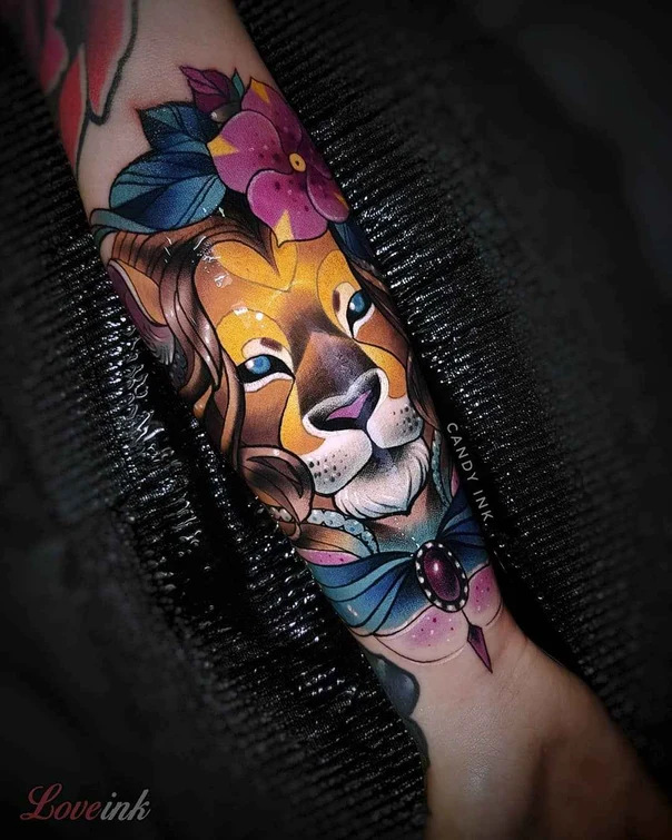 Neo Traditional Lion, Flower tattoo on Forearm