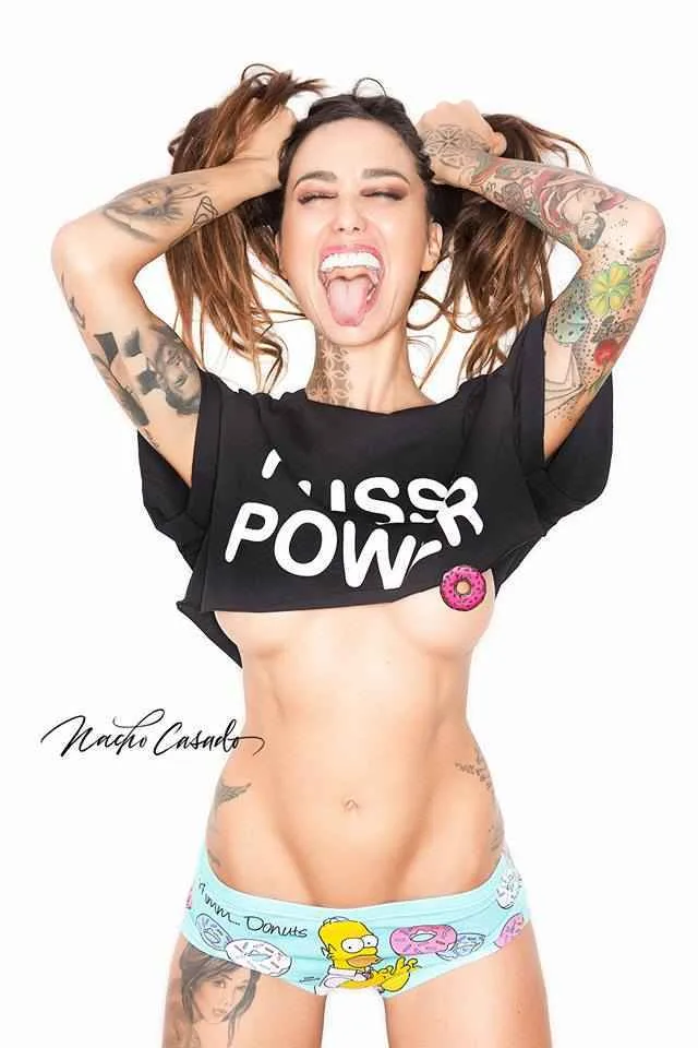 Modello tatuato Siria De Fazio, foto alternativa, ragazza tatuata | Milano, Italia