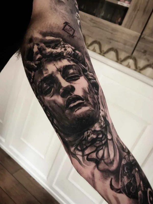 black and grey realism Tatuagem em forearm #17471 | Tatuador Mark Wosgerau