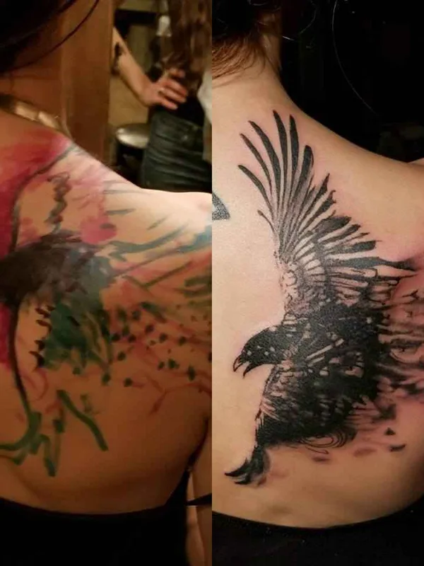 female black and grey blackwork tatuaje en shoulder blade #17867 | Tatuador CRISTIAN ZINK