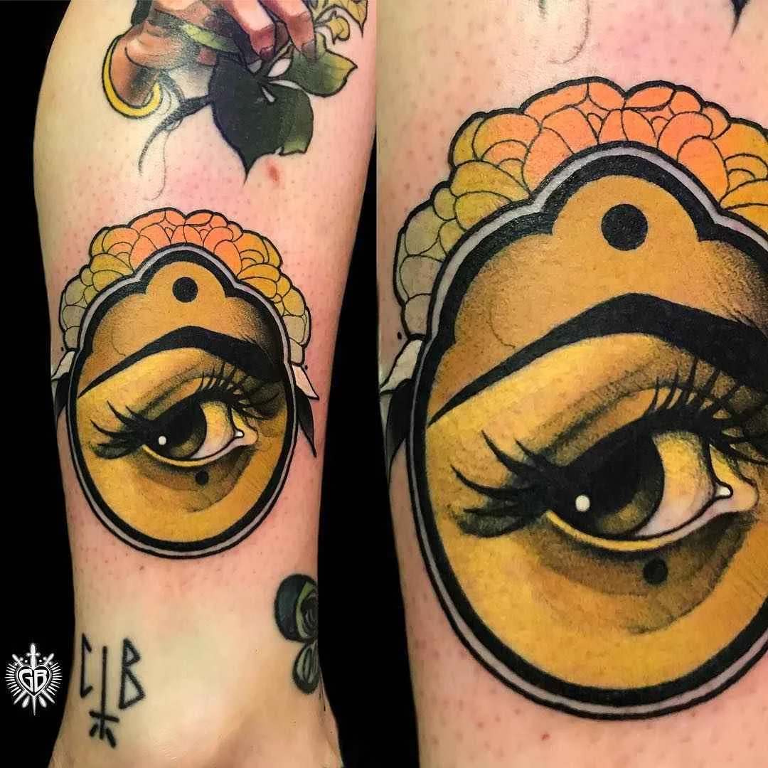Tattoo artista Giulia Bongiovanni cria tattoo colorido neo tradicional | Roma, Itália