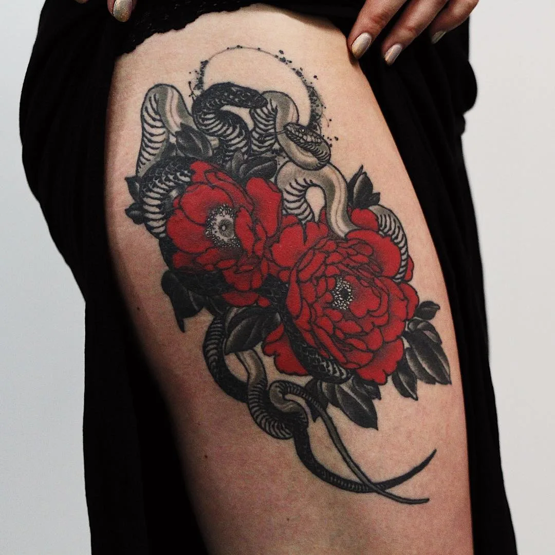Tattoo artist Yuuz - color floral oriental tattoo. Guest of the 10th International Moscow Tattoo Convention | Korea, Seoul
