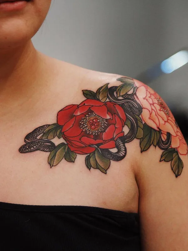 female color illustrative tattoo on shoulder #29140 | Tattoo Artist Yuuz