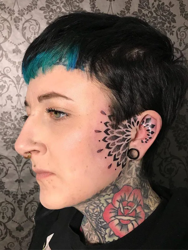 female black blackwork татуировка на face #29251 | Тату мастер Deryn Twelve