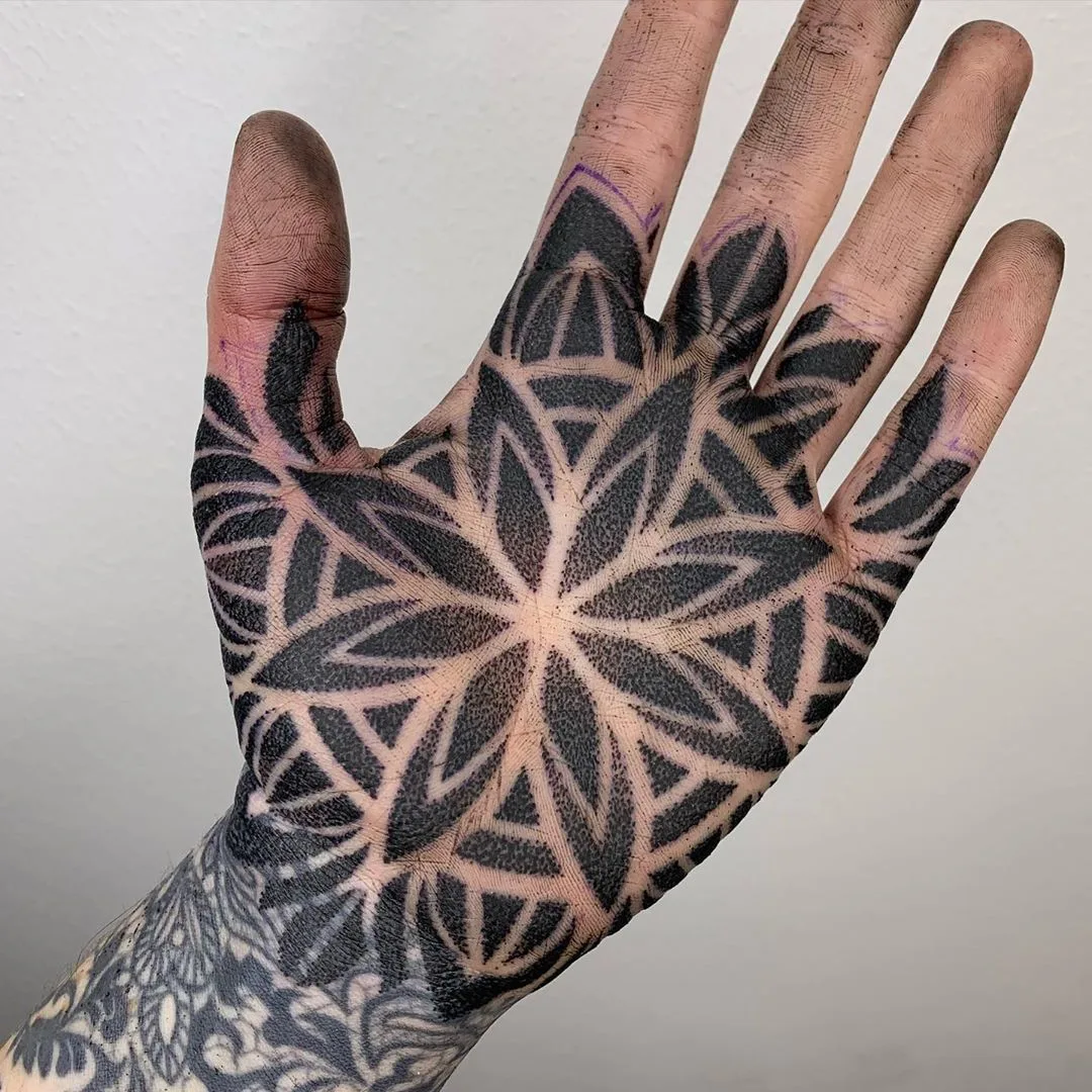 Palm tattoo, tattoo artist Luke.A.Ashley, black tattoo | London, United Kingdom