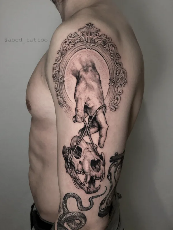male black and grey black and grey Tatuaggio su upper arm #38792 | Tatuatore Anzhelika Steele