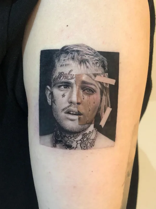 black and grey photorealism Tatuagem em bicep #38820 | Tatuador Ellyn