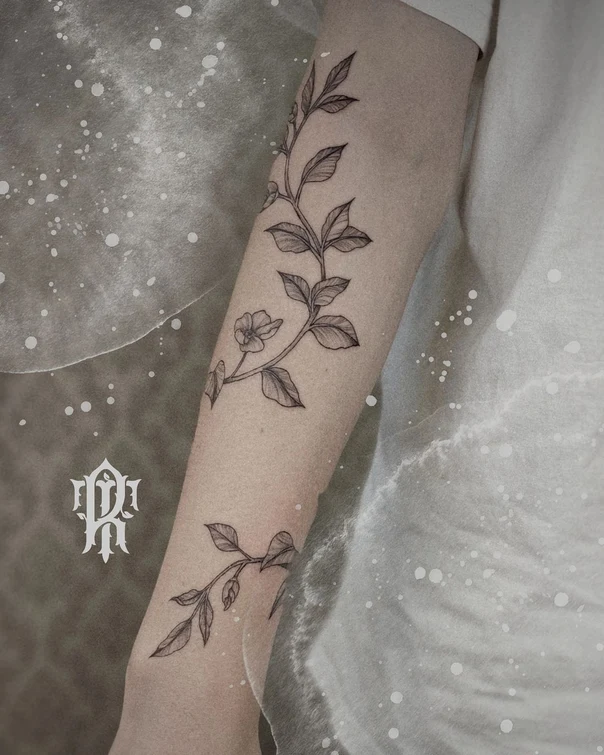 Файнлайн Leaves, Flower tattoo на Предплечье