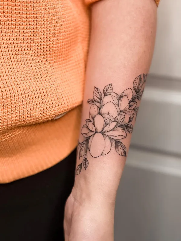 female black fineline татуировка на forearm #52904 | Тату мастер Лера Шибакова