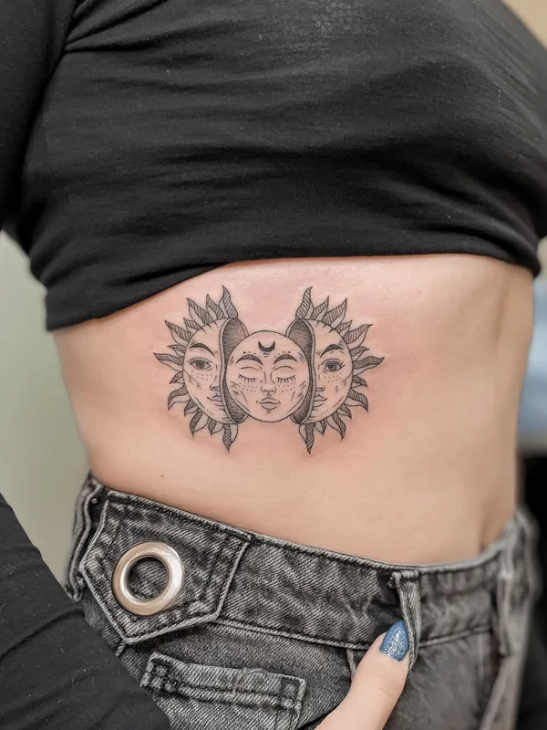 female black and grey linework татуировка на ribcage #52896 | Тату мастер Лера Шибакова