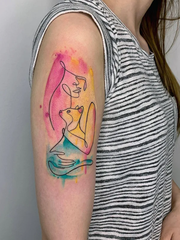female color linework tattoo auf upper arm #52913 | Tätowierer Kristina Borovkova