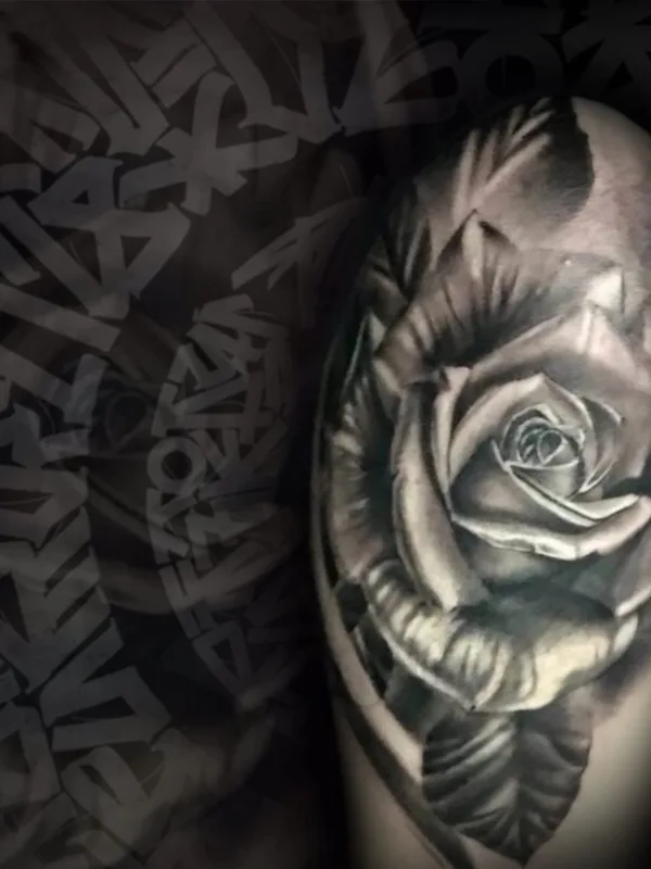 black and grey realism 타투 부위 shoulder #53038 | 타투이스트 ALEXEY SVIRIDENKO 