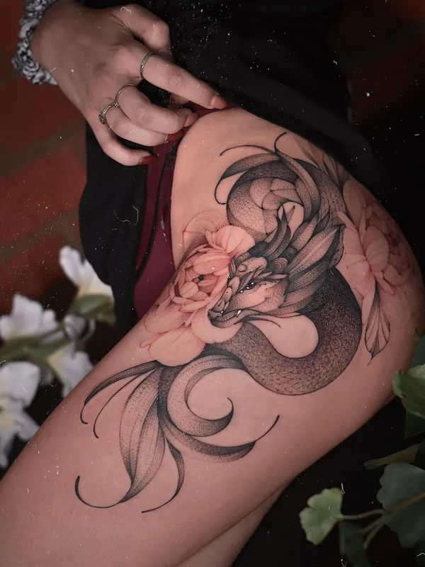 female black and grey black and grey tattoo on thigh #53391 | Tattoo Artist Варвара Романчук