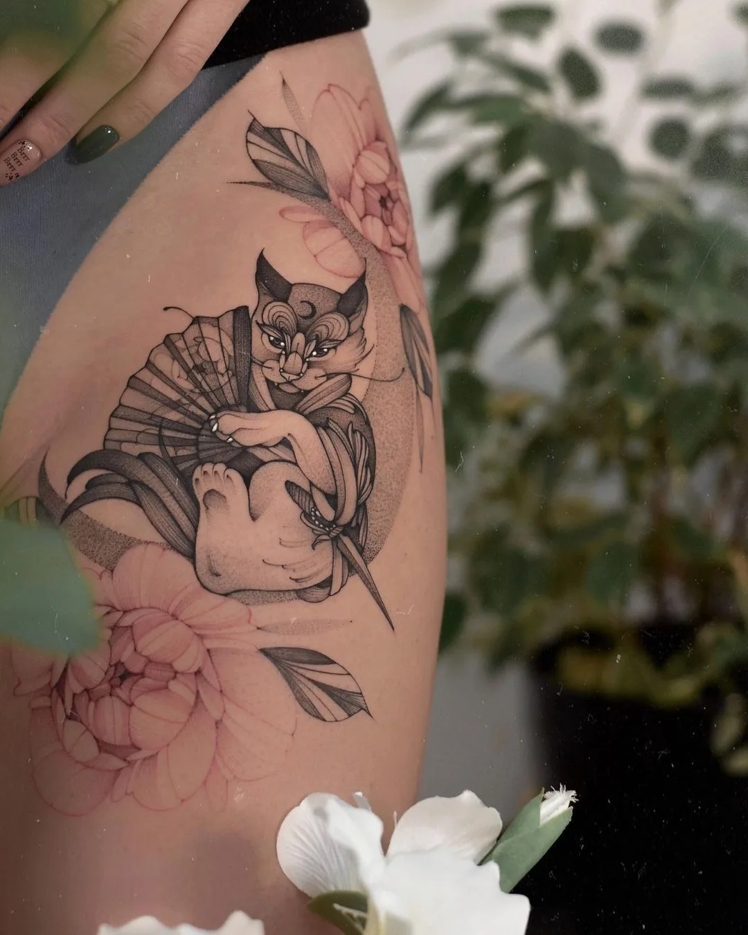 Tatuagem de gata em estilo japonês