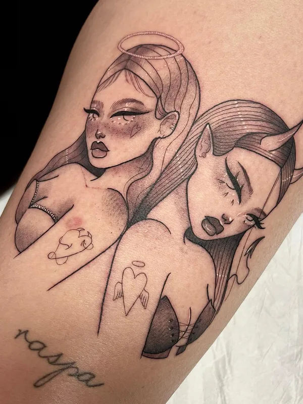 female black and grey fineline татуировка на thigh #65459 | Тату мастер Skunkzzy
