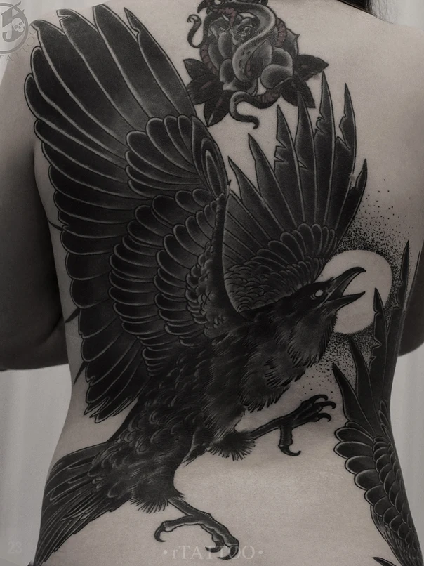 Блэкворк Raven, Rose tattoo на Спина (полная)