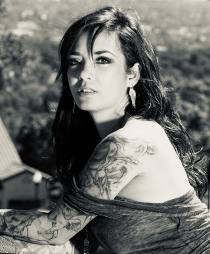 Тату модель Layla Neuroth San Francisco, США iNKPPL