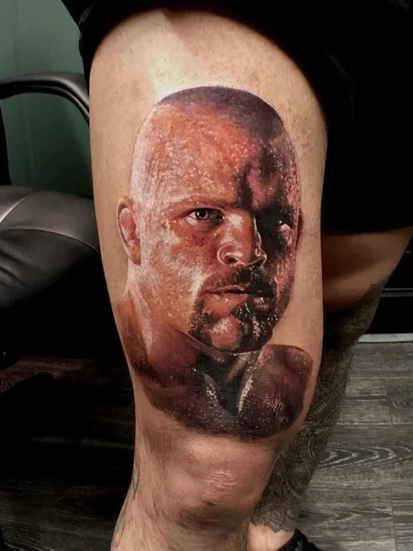 male color realism Tatuaggio su thigh #18428 | Tatuatore Chris Nieves