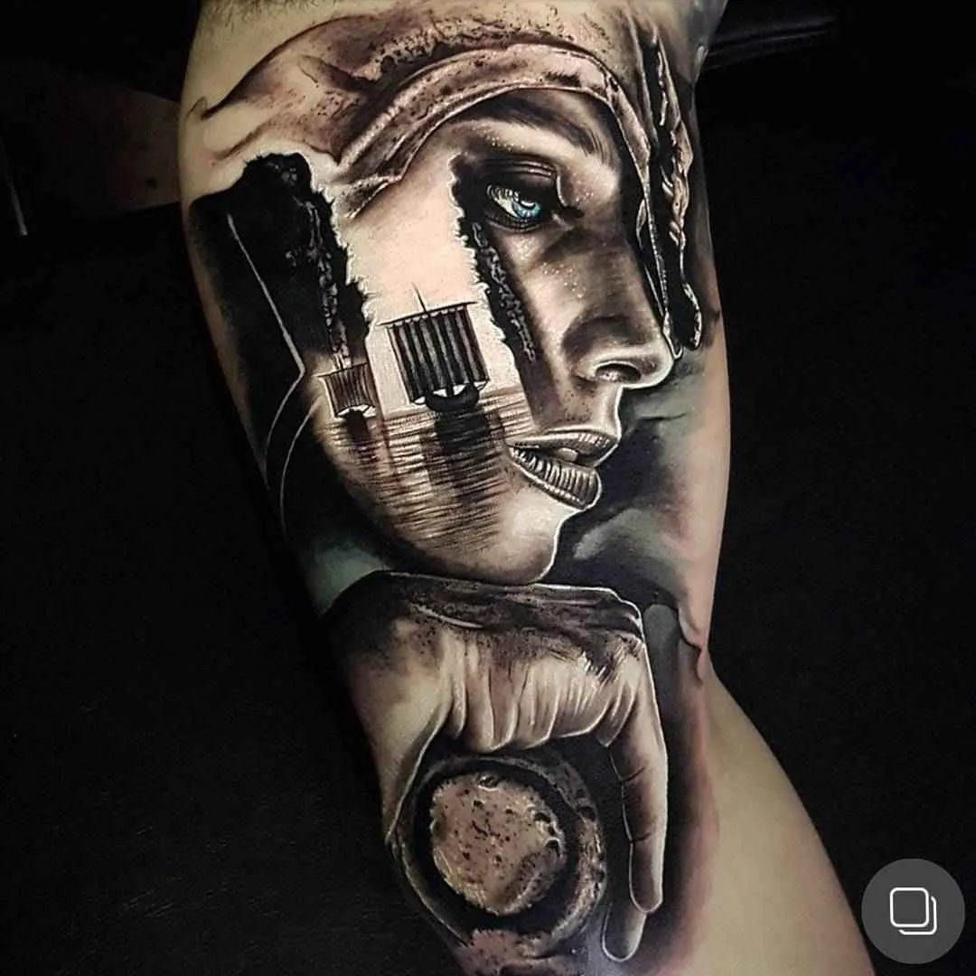 Artista di tatui Benji Roketlauncha Ortega crea stili neri e grigi e realismo del ritratto a colori, surrealismo | Sydney, Australia