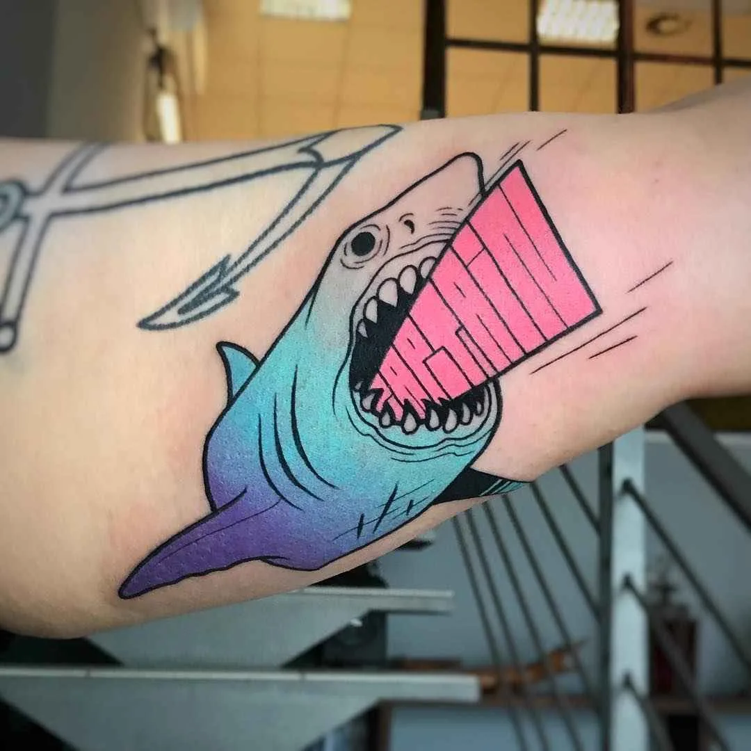 Tattoo artist Gennaro Varriale autore un nuovo tattoo a colori | Italia