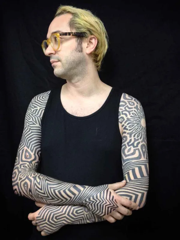 male black geometric 纹身 在 full sleeve #18929 | 纹身师 Tomas Tomas