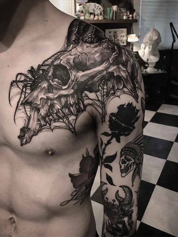 male black and grey black and grey Tatuaggio su full sleeve #18687 | Tatuatore Gara