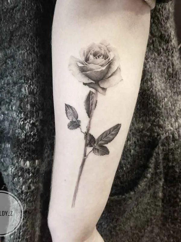 black and grey realism Tatuagem em forearm #18554 | Tatuador Zlata Kolomoyskaya