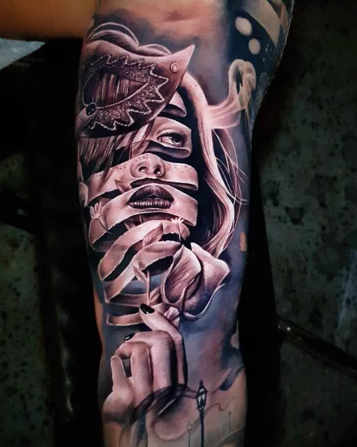 Artista di tatui Benji Roketlauncha Ortega crea stili neri e grigi e realismo del ritratto a colori, surrealismo | Sydney, Australia