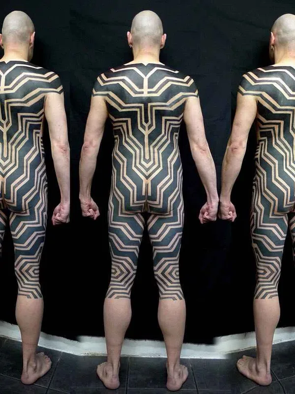 male black geometric 纹身 在 full body #18924 | 纹身师 Tomas Tomas