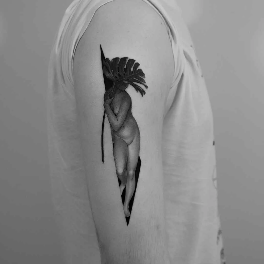 Artista di tatuaggi Paweł Indulski crea uno stile di tatuaggio nero e grigio realistico, grafico, minimalismo | Polonia