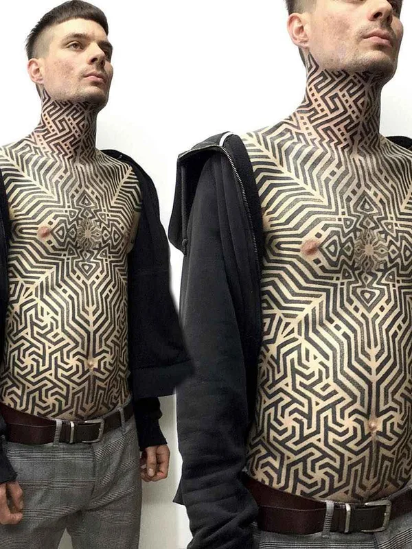male black geometric 纹身 在 chest #18921 | 纹身师 Tomas Tomas