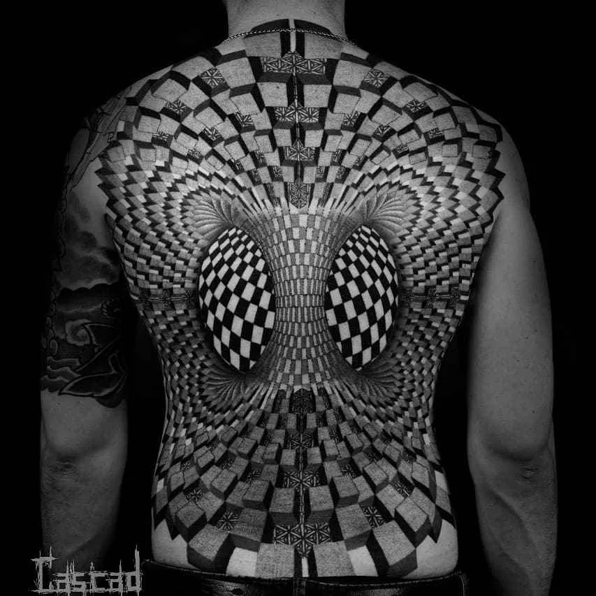 Artista di tatuaggi Ilya Sascad Kandaurov, stile autore blackwork ornamentale tatuaggio | Russia