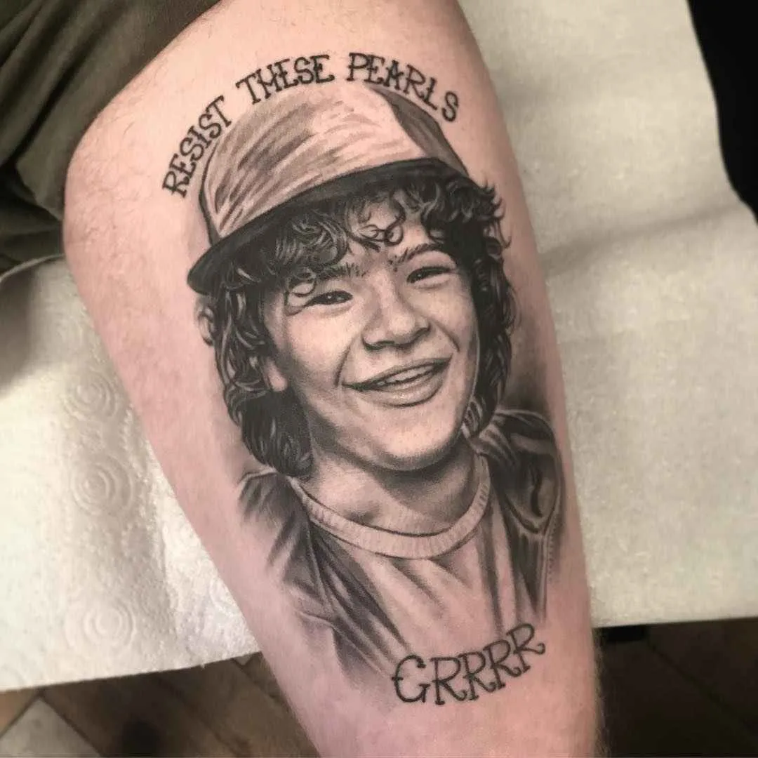 Tattoo artist Rob Richardson, black and grey realistic tattoo, blackwork, authors style | United Kingdom