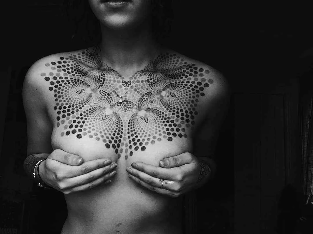 Artista di tatuaggi Ilya Sascad Kandaurov, stile autore blackwork ornamentale tatuaggio | Russia
