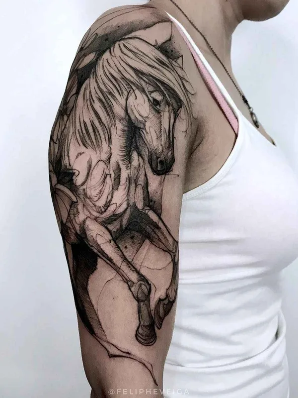 female black and grey sketch Tatuaggio su upper arm #18835 | Tatuatore Feliphe Veiga