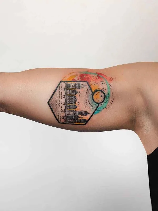 female color illustrative 纹身 在 forearm #18548 | 纹身师 Baris Yesilbas