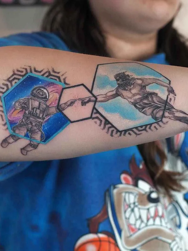 color illustrative 纹身 在 forearm #18545 | 纹身师 Baris Yesilbas