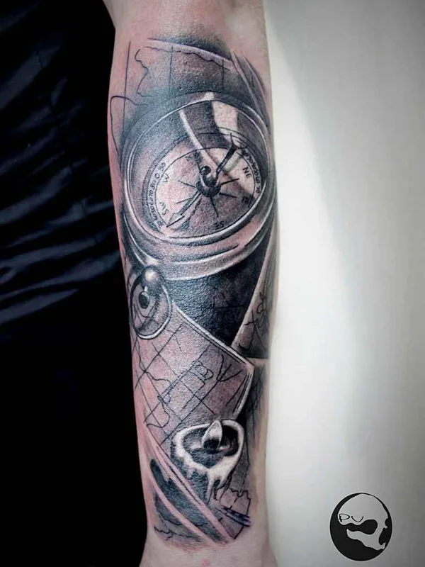 black and grey realism tatouage sur forearm #17971 | Artiste tatoueur Postoronnie