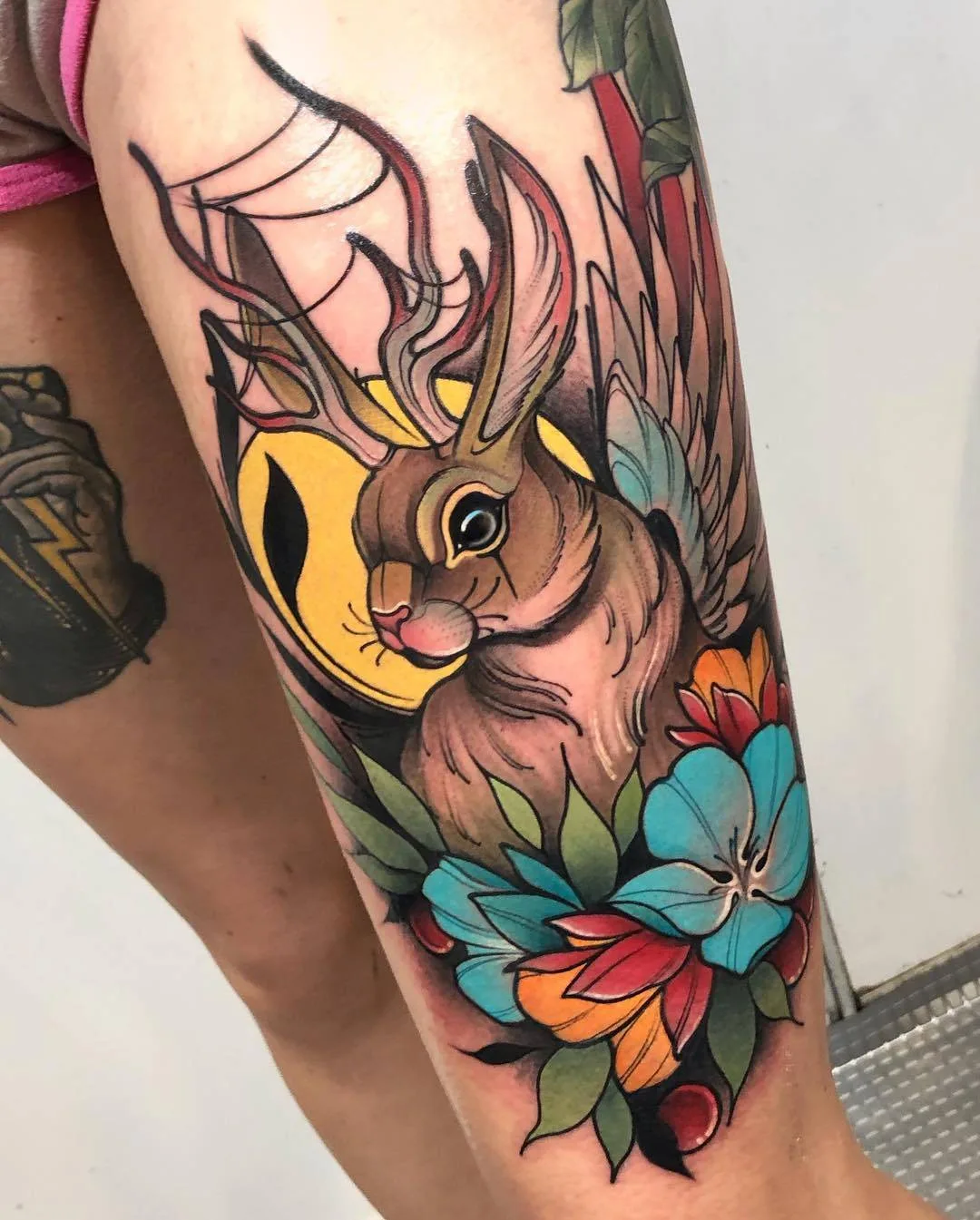 Artista di tatuaggi Juan David Rendón, tatuaggio a colori neo tradizionale | Colombia