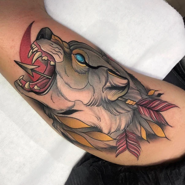 Neo Traditional Wolf, Arrow tattoo on Forearm