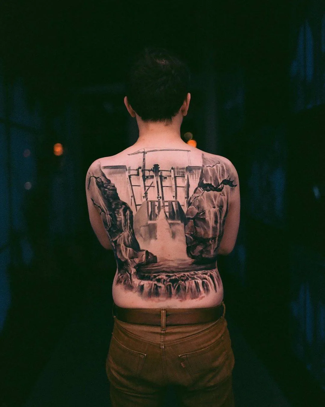 Artista de tattoos Anatole, tattoo realista preto e cinza, BANG BANG New York| Estados Unidos