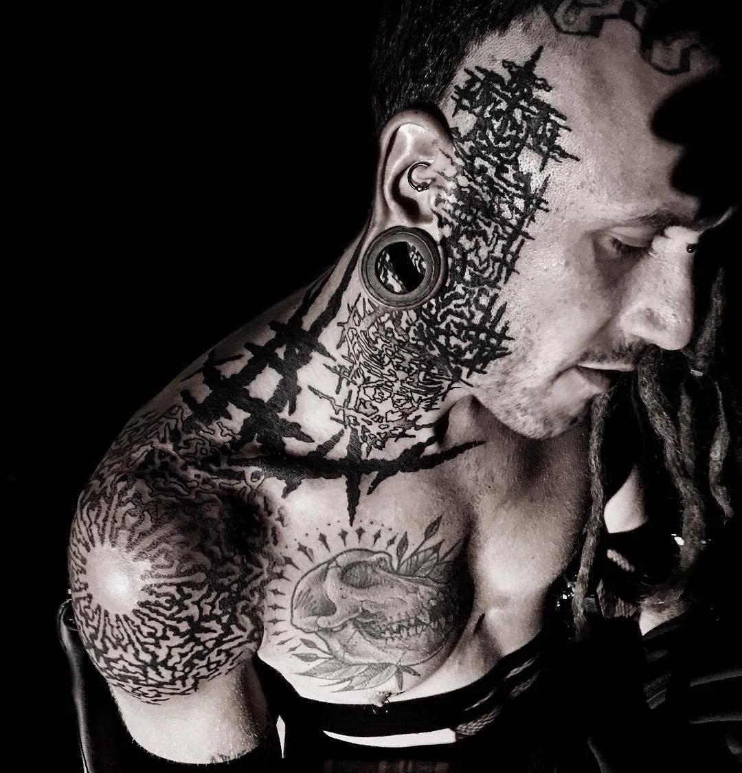 Tattoo artist Byron, author's style blackwork tattoo | Costa Rica