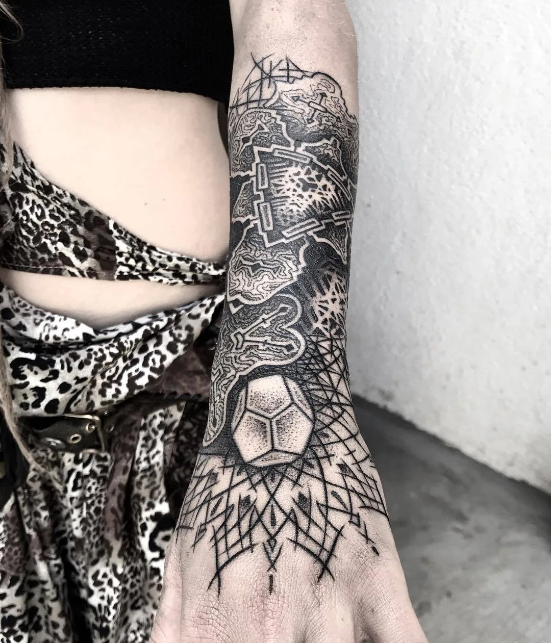 Tattoo artist Byron, author's style blackwork tattoo | Costa Rica