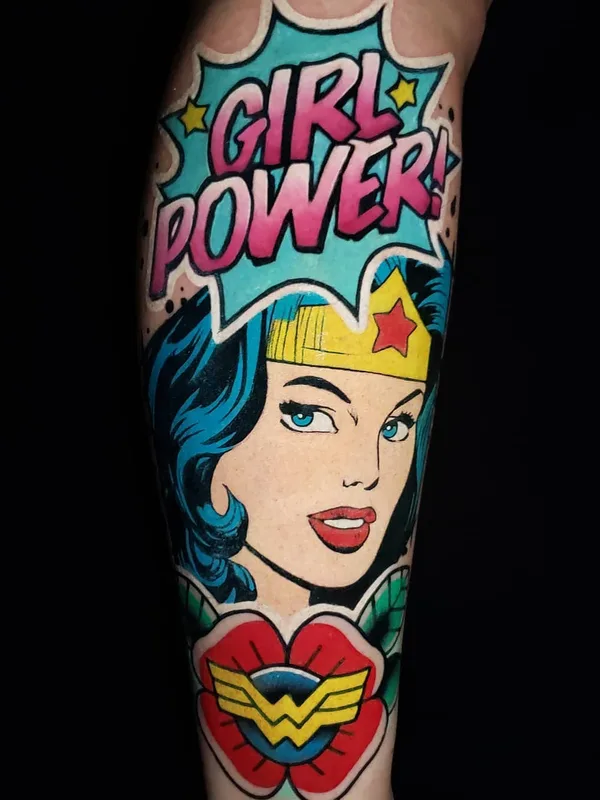 female color pop art Tatuagem em forearm #29657 | Tatuador Vinni Mattos