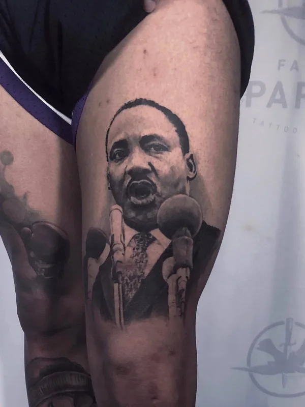 black and grey realism Tatuaggio su thigh #29684 | Tatuatore Jose Legion Avegno