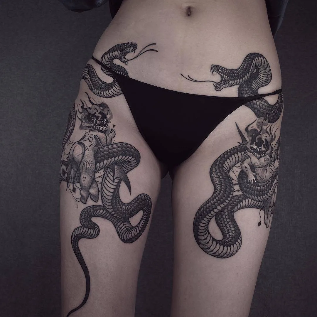 Artista de tatuagem BBrung, tatuagem do autor em preto, gráfica | Coreia, Busan